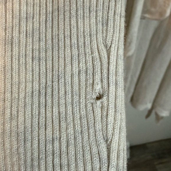 Lululemon Cream Knit Sweater - Picture 7 of 8